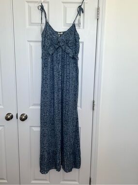 lovestitch Blue Leopard Print Maxi Dress